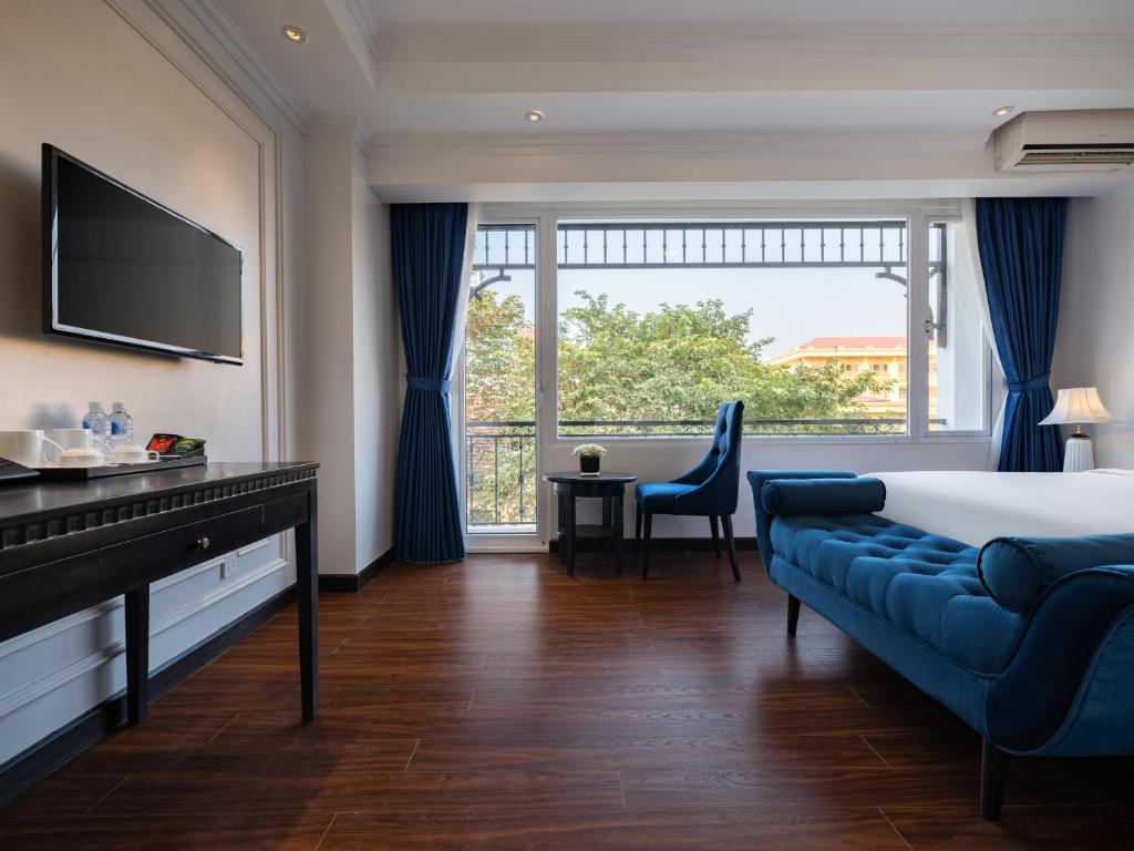 The Flower Boutique Hotel & Travel – Hanoi