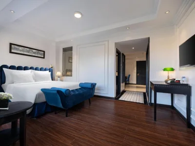 The Flower Boutique Hotel & Travel – Photos 16